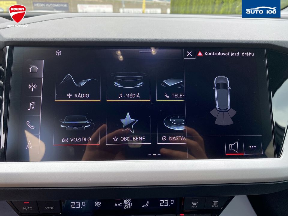 Audi Q4 e-tron 45 quattro  195kW