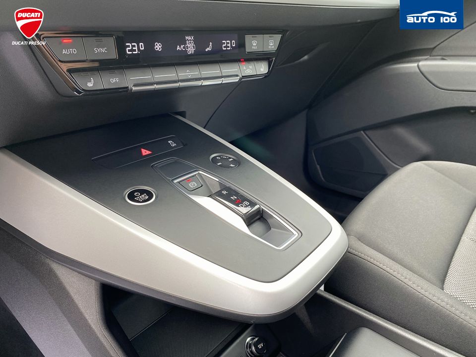 Audi Q4 e-tron 45 quattro  195kW