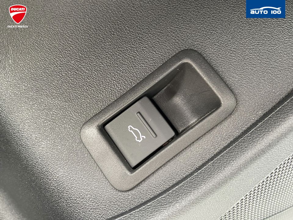 Audi Q4 e-tron 45 quattro  195kW