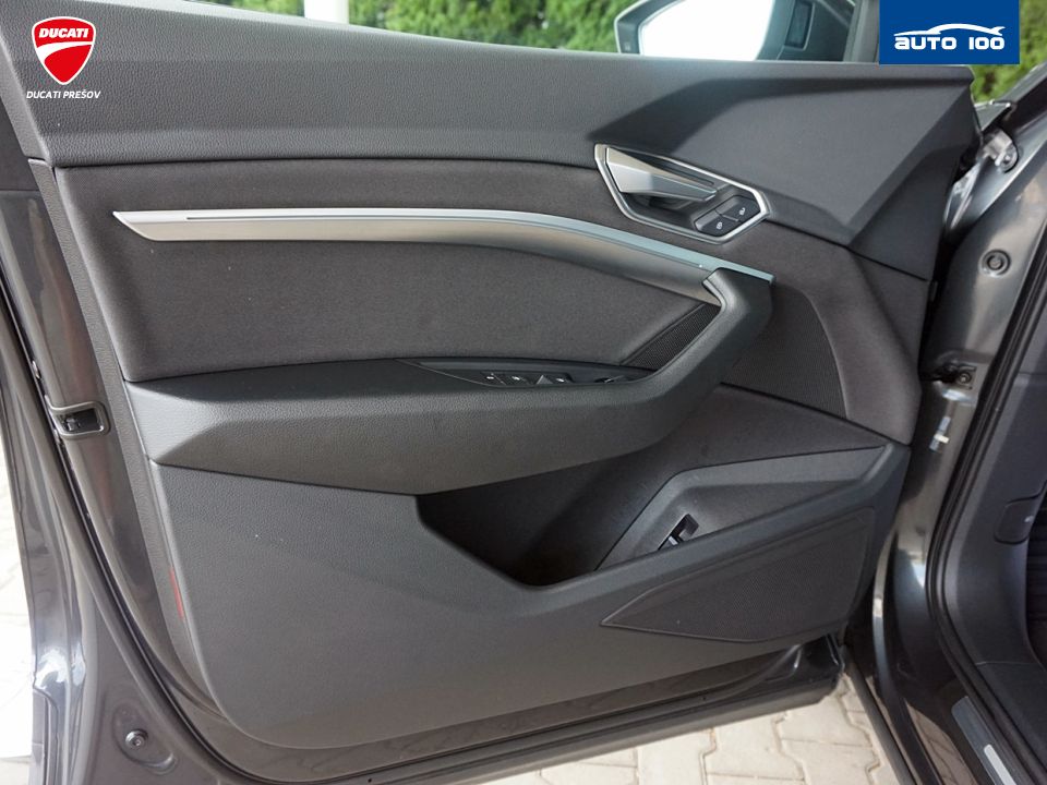 Audi E-tron quattro 50 electric 230kW