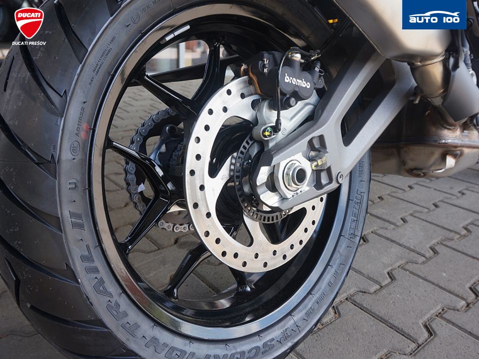 Ducati Multistrada V2S RED