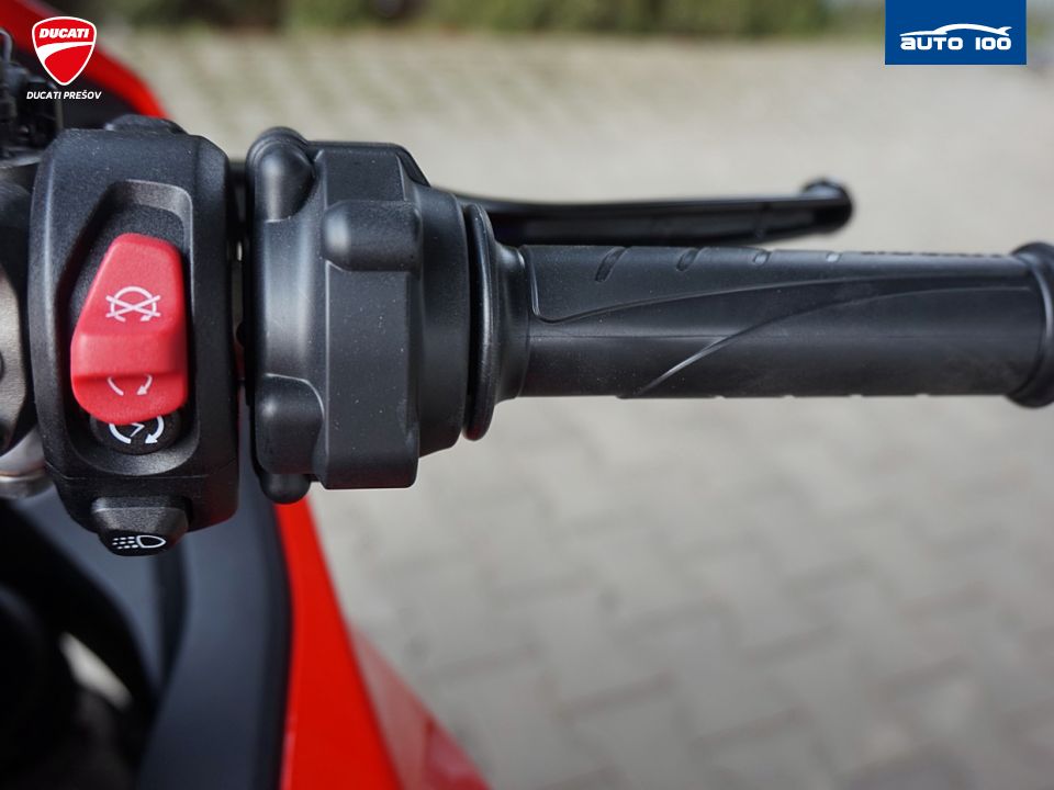 Ducati Panigale V2S Red