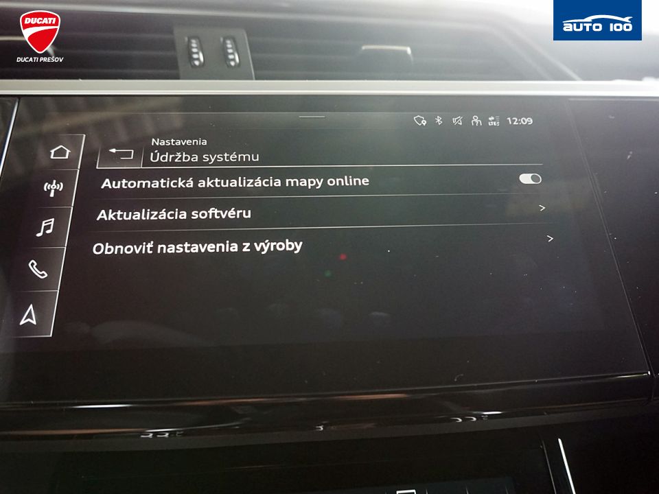 Audi e-tron S line quattro 50 electric 230kW