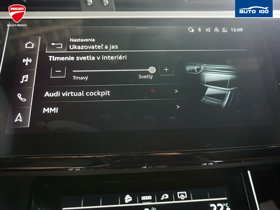 Audi e-tron S line quattro 50 electric 230kW