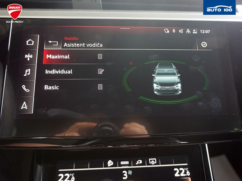 Audi e-tron S line quattro 50 electric 230kW