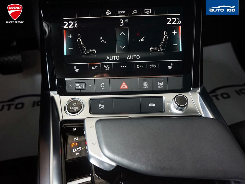 Audi e-tron S line quattro 50 electric 230kW