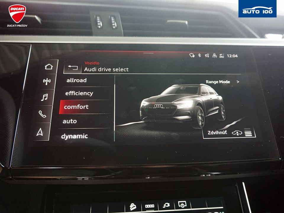 Audi e-tron S line quattro 50 electric 230kW