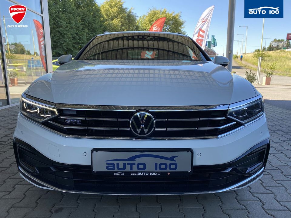Volkswagen Passat R-Line GTE Variant 1.4 e/TSI eHybrid 160kW 6- DSG