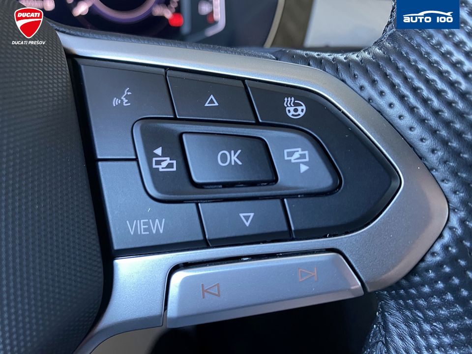Volkswagen Passat R-Line GTE Variant 1.4 e/TSI eHybrid 160kW 6- DSG