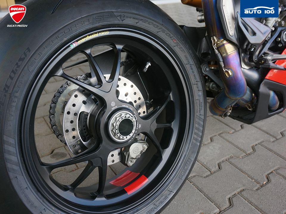 Ducati Panigale V4 R