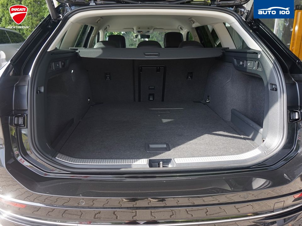 Volkswagen Passat Elegance 2.0 TDI SCR 110kW 7-speed DSG