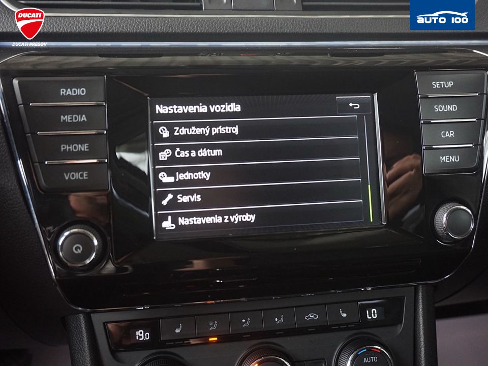 Škoda Superb 2.0 TDI 110kW DSG 6