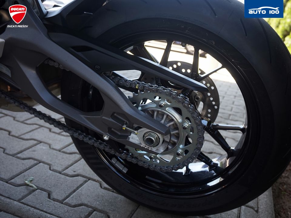 Ducati Streetfighter V2S Yellov
