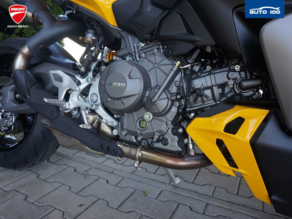 Ducati Streetfighter V2S Yellov
