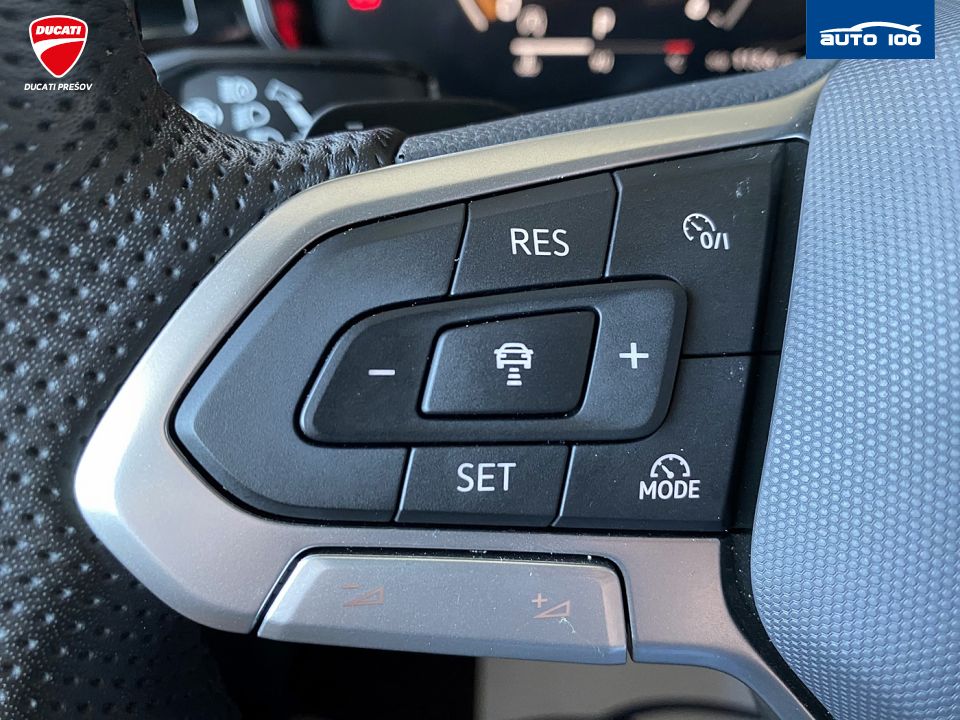 Volkswagen Touareg R-Line 4Motion 3.0 TDI SCR 170kW
