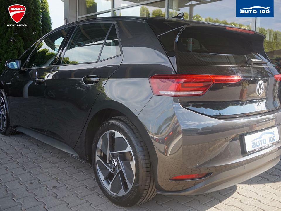 Volkswagen ID.3 Pure Performance electric 110kW 1-speed automatic