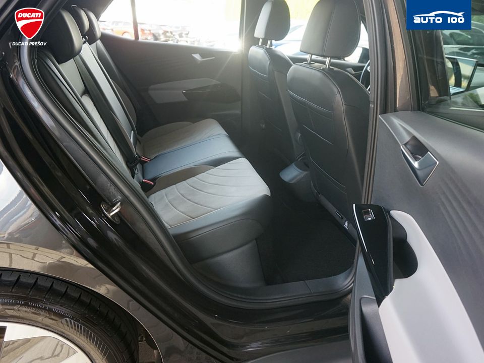 Volkswagen ID.3 Pure Performance electric 110kW 1-speed automatic