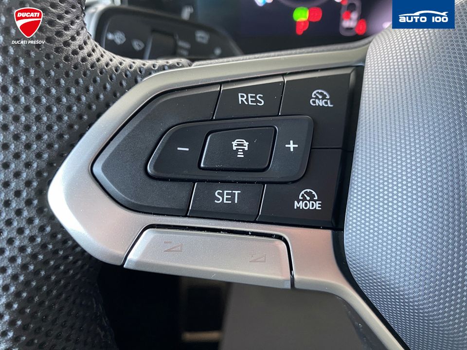 Volkswagen Tiguan R-Line 4Motion 2.0 TDI SCR 142kW 7-DSG