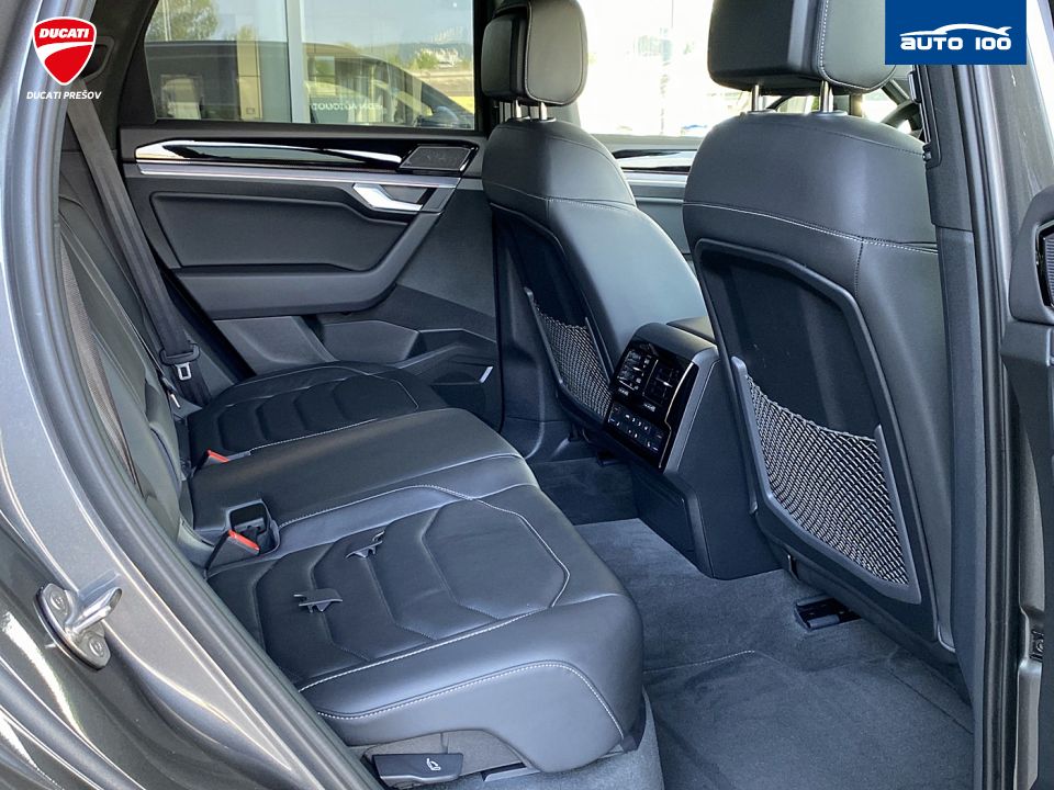 Volkswagen Touareg R-Line 4Motion 3.0 TDI SCR 170kW 8-speed