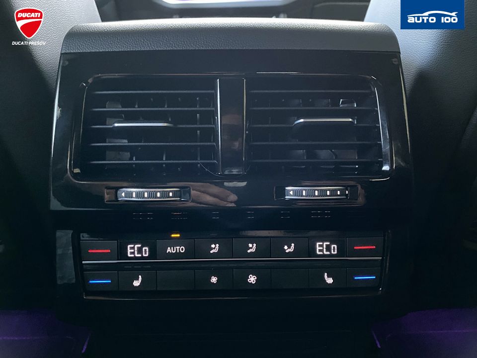 Volkswagen Touareg R-Line 4Motion 3.0 TDI SCR 170kW 8-speed