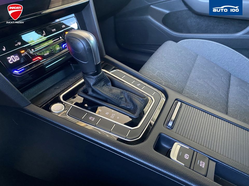 Volkswagen Passat Variant Business 2.0 TDI SCR 110kW 7-DSG