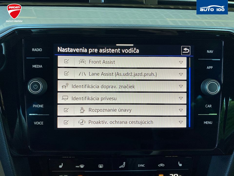 Volkswagen Passat Variant Business 2.0 TDI SCR 110kW 7-DSG