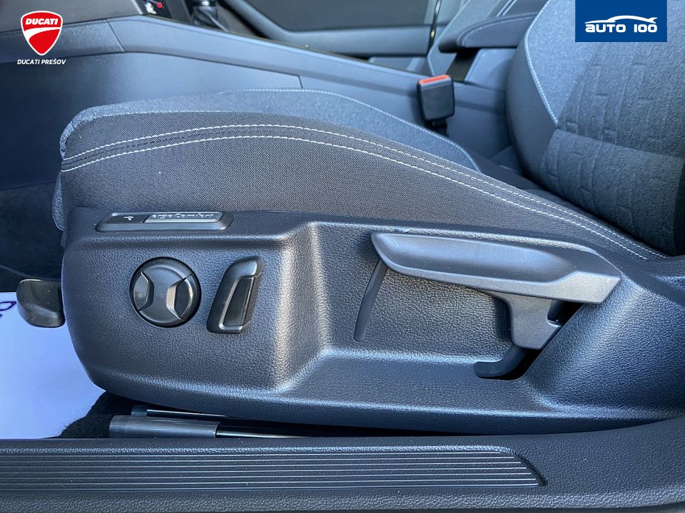 Volkswagen Passat Variant Business 2.0 TDI SCR 110kW 7-DSG