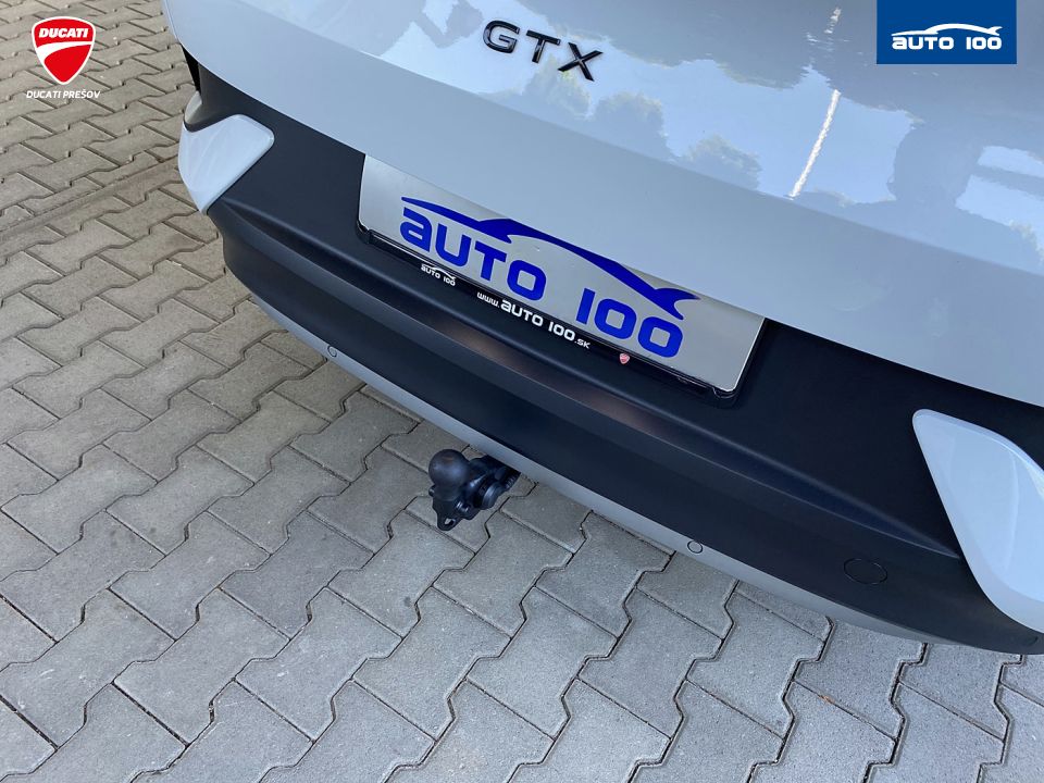 Volkswagen ID.4 GTX 225kW, Tepelné čerpadlo, Matrix-Beam