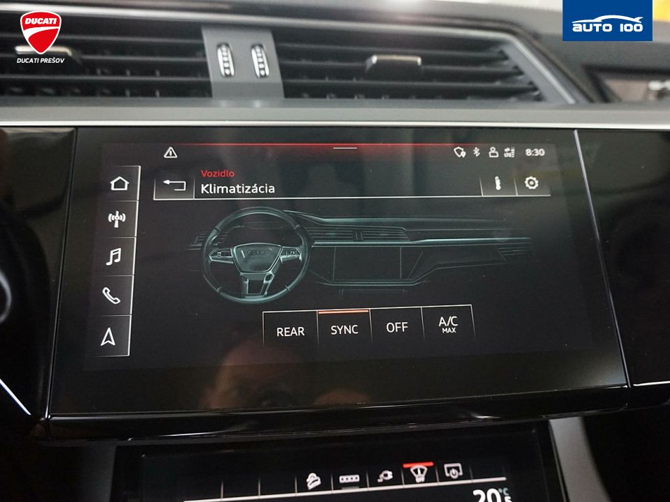 Audi e-tron Sportback S Line quattro 55 electric 300kW Matrix.