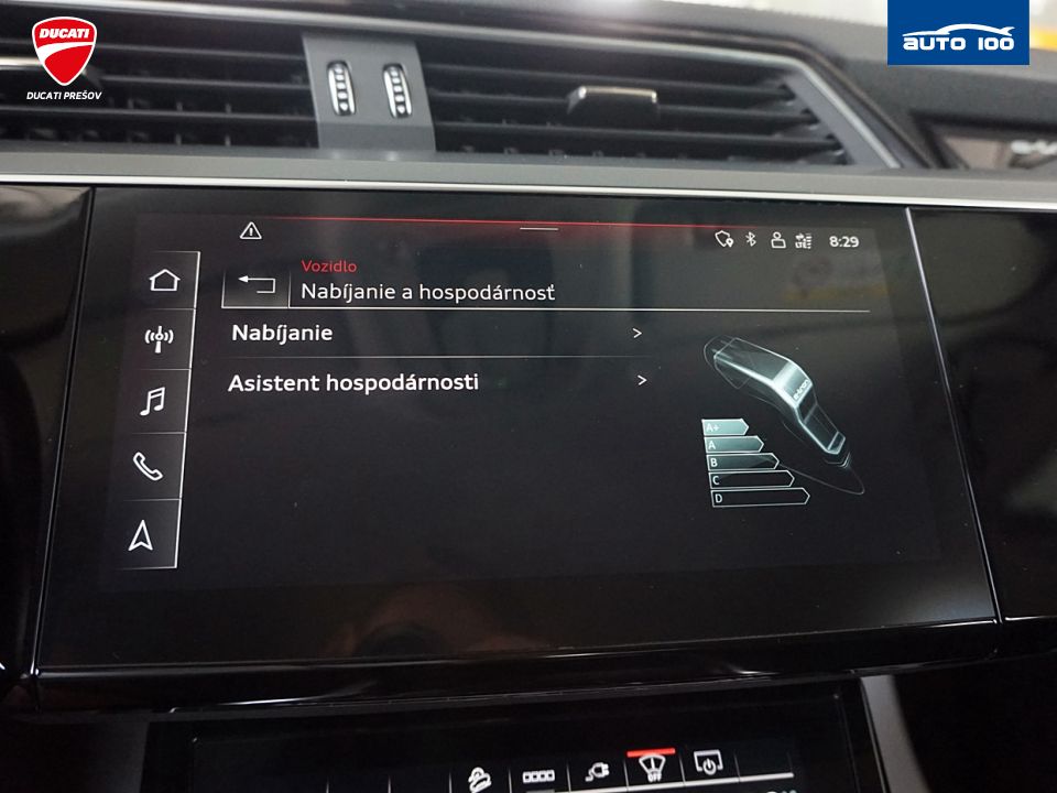 Audi e-tron Sportback S Line quattro 55 electric 300kW Matrix.