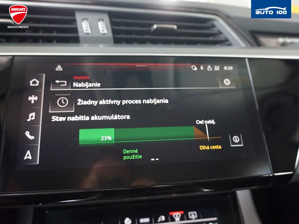 Audi e-tron Sportback S Line quattro 55 electric 300kW Matrix.