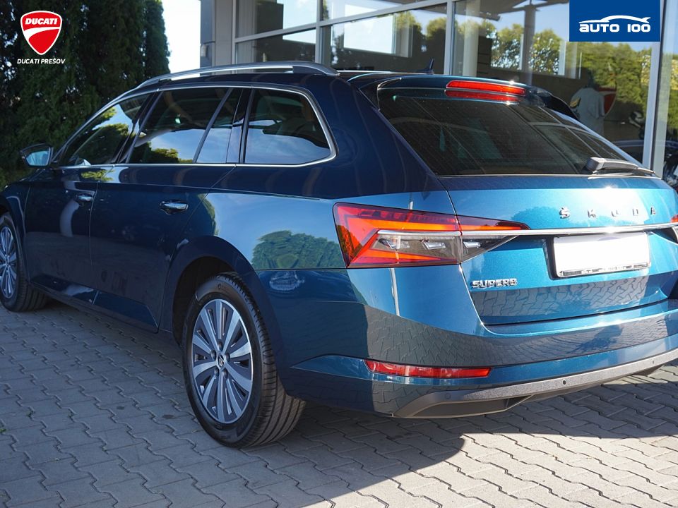 Škoda Superb Estate Style 2.0 TDI 110kW 7-DSG Matrix-Beam