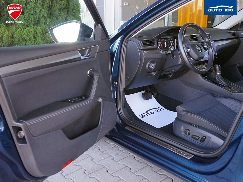 Škoda Superb Estate Style 2.0 TDI 110kW 7-DSG Matrix-Beam