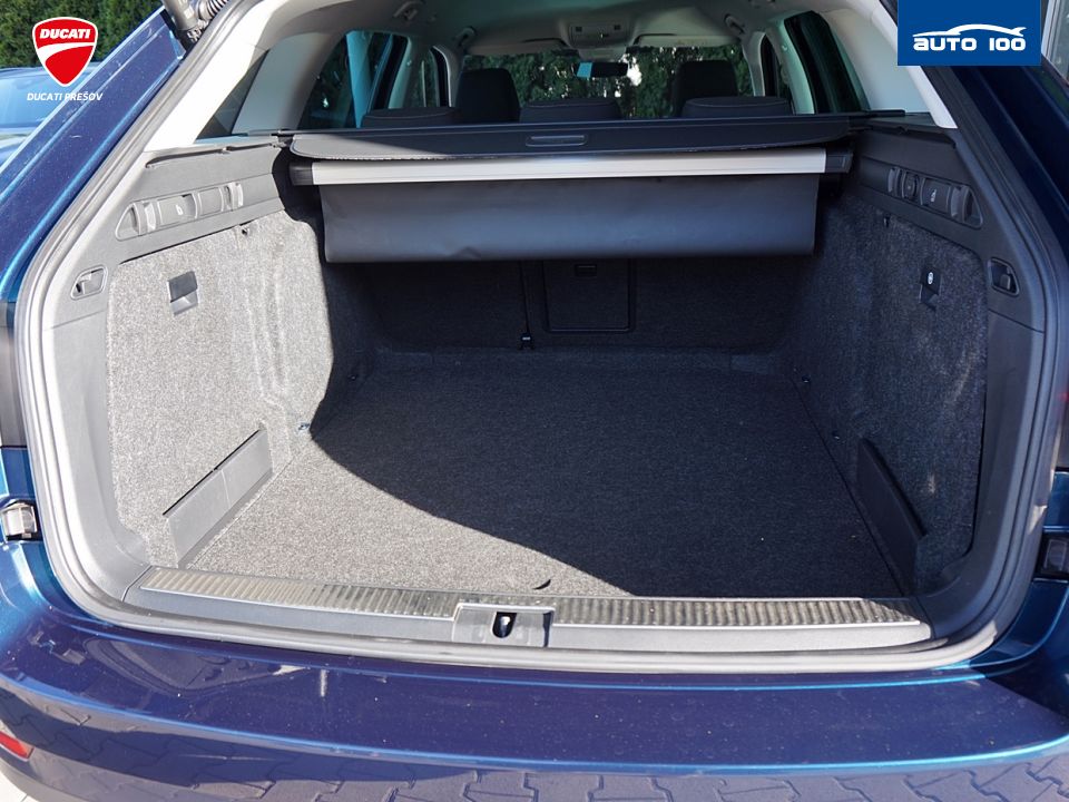 Škoda Superb Estate Style 2.0 TDI 110kW 7-DSG Matrix-Beam