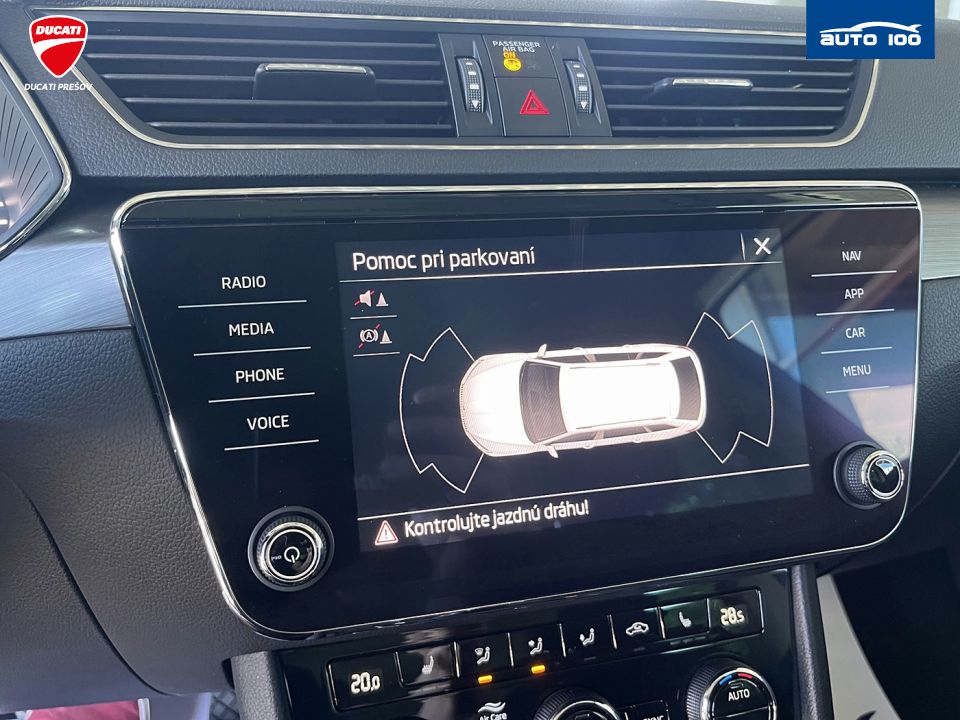 Škoda Superb Estate Style 2.0 TDI 110kW 7-DSG Matrix-Beam