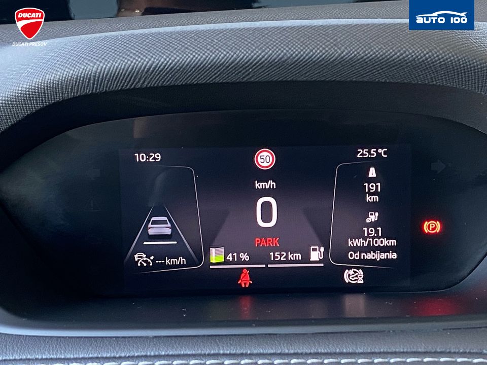 Škoda Enyaq iV RS, 220kW, Tepelné čerpadlo, Matrix-Beam. SoH 90.4%