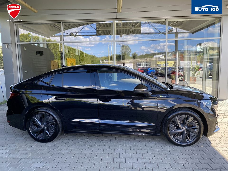 Škoda Enyaq iV RS, 220kW, Tepelné čerpadlo, Matrix-Beam. SoH 90.4%