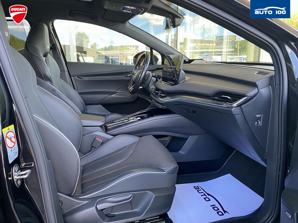 Škoda Enyaq iV RS, 220kW, Tepelné čerpadlo, Matrix-Beam. SoH 90.4%