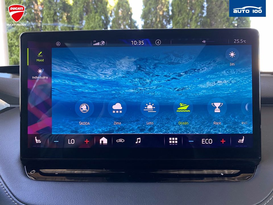 Škoda Enyaq iV RS, 220kW, Tepelné čerpadlo, Matrix-Beam. SoH 90.4%
