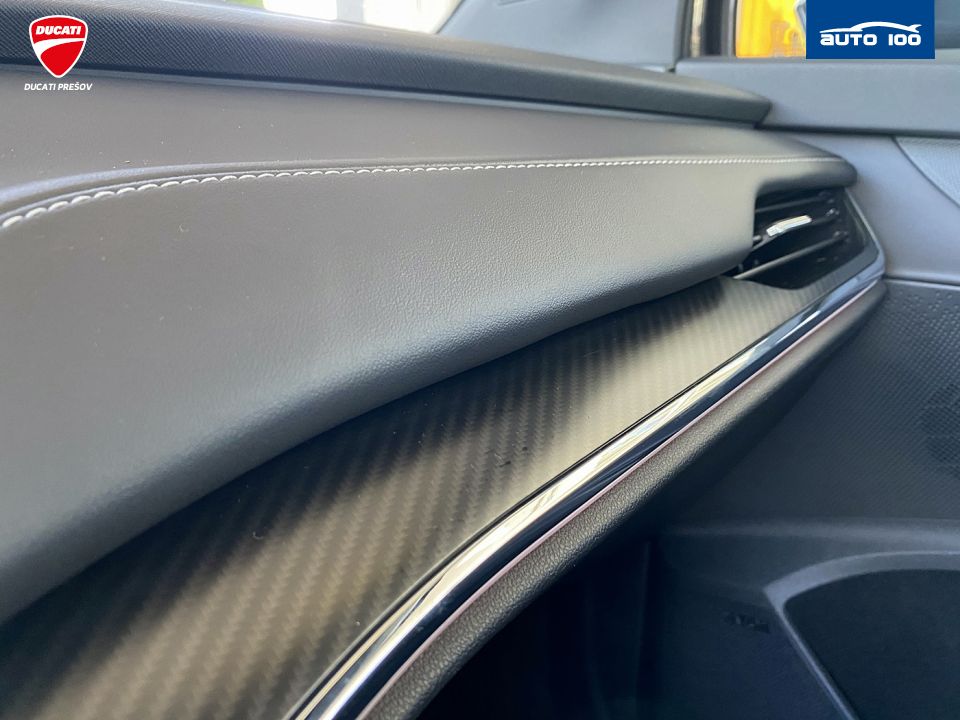 Škoda Enyaq iV RS, 220kW, Tepelné čerpadlo, Matrix-Beam. SoH 90.4%