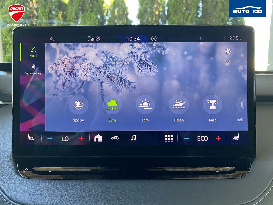 Škoda Enyaq iV RS, 220kW, Tepelné čerpadlo, Matrix-Beam. SoH 90.4%