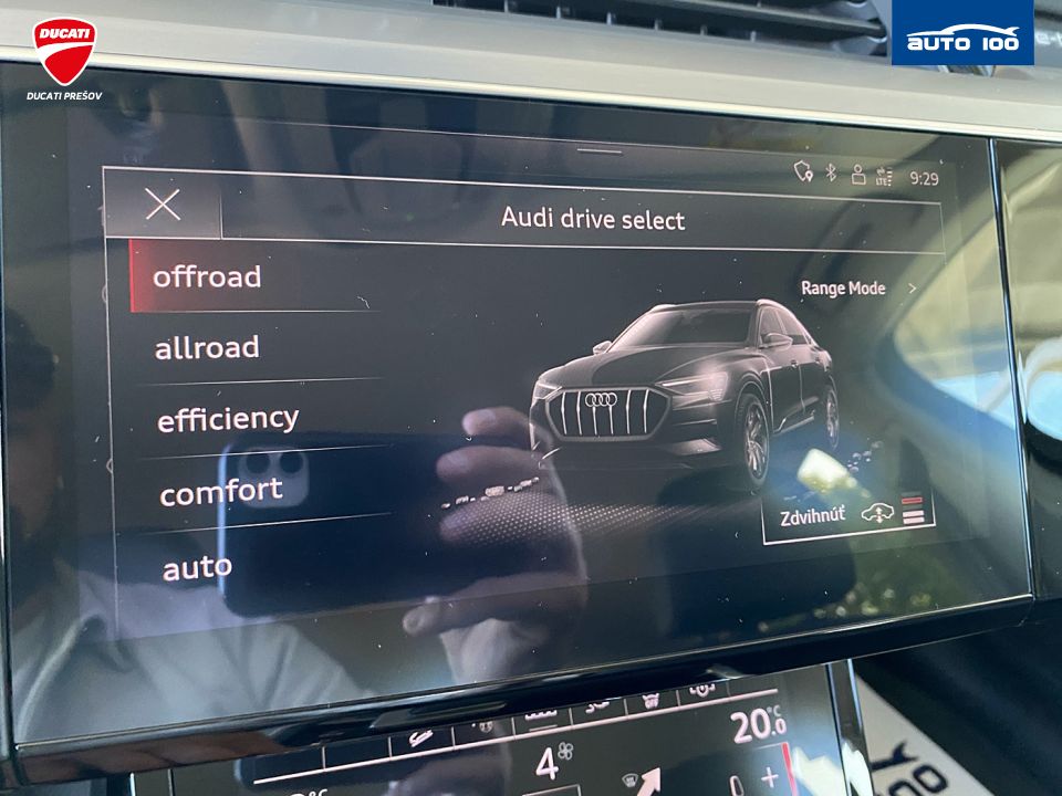 Audi e-tron Sportback advanced quattro 55, 300kW