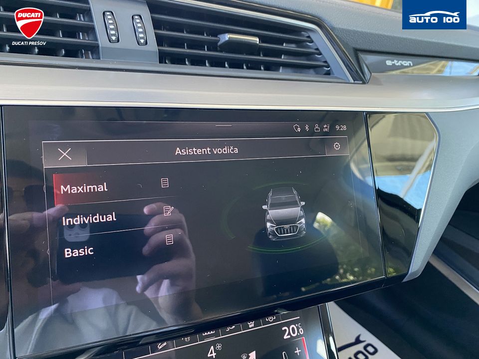 Audi e-tron Sportback advanced quattro 55, 300kW