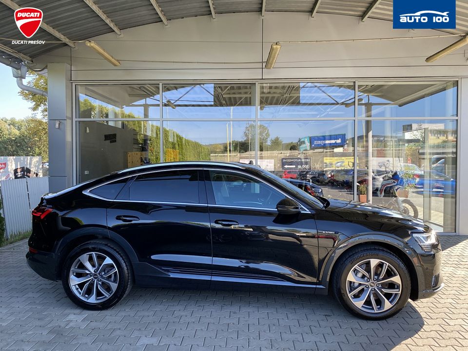 Audi e-tron Sportback advanced quattro 55, 300kW