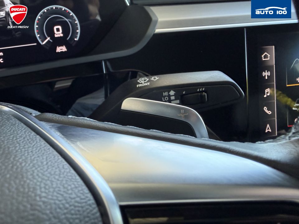 Audi e-tron Sportback advanced quattro 55, 300kW