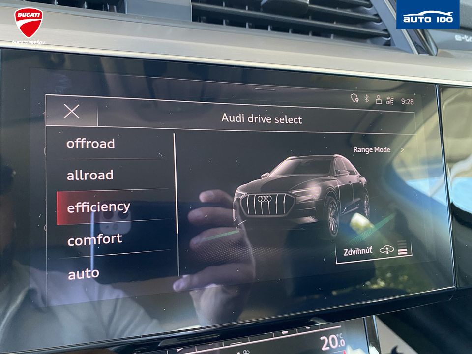 Audi e-tron Sportback advanced quattro 55, 300kW