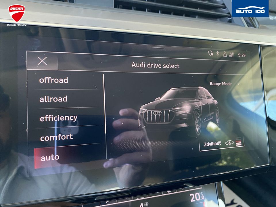 Audi e-tron Sportback advanced quattro 55, 300kW