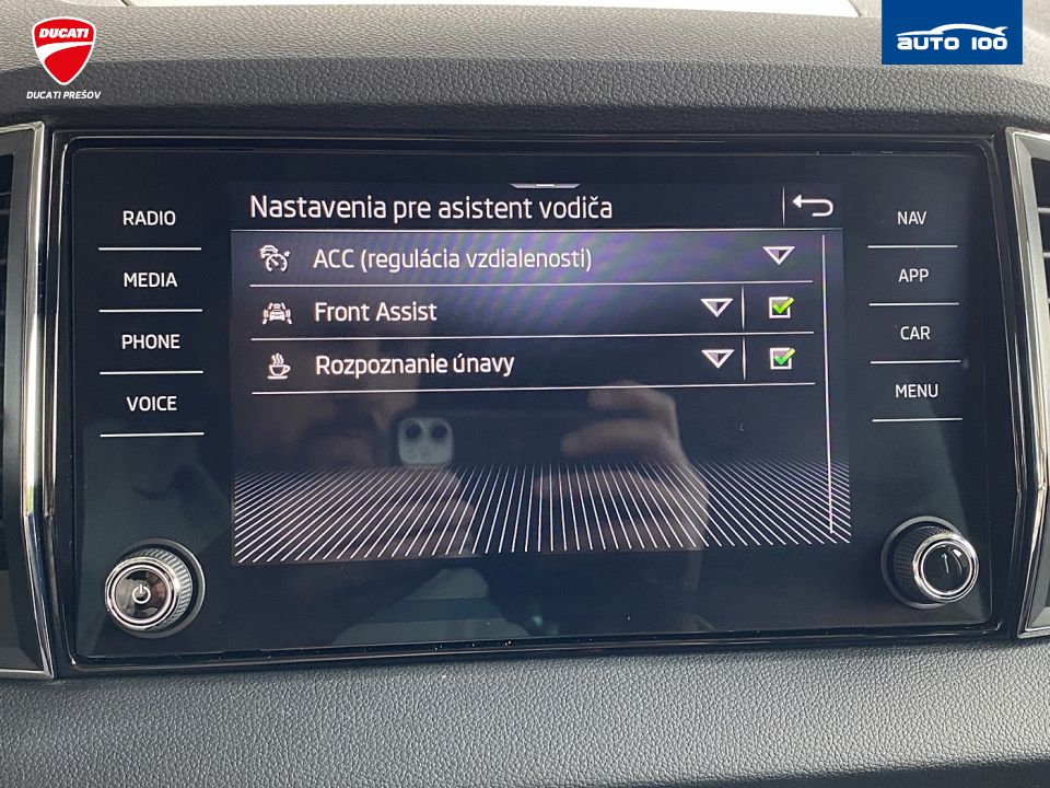 Škoda Karoq Style 2.0 TDI 110kW 4x4 DSG7