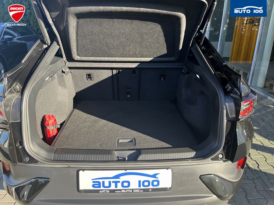 Volkswagen ID.5 GTX 4Motion electric 220kW 1-speed automatic Matrix-Beam