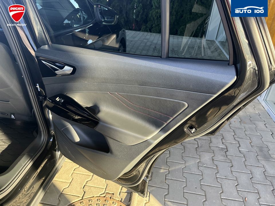 Volkswagen ID.5 GTX 4Motion electric 220kW 1-speed automatic Matrix-Beam